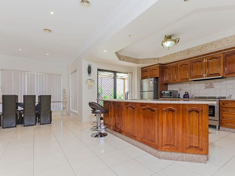 25 Colchester Circuit, Roxburgh Park VIC 3064, Roxburgh Park - Thumbnail 4