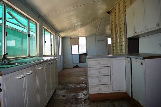 16 Coronation Drive, Blackall QLD 4472, Blackall - Thumbnail 5