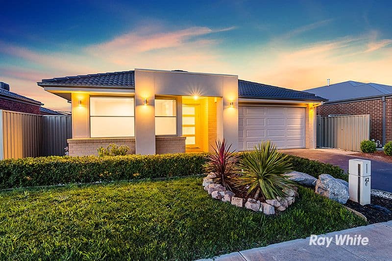 42 Challenger Circuit, Cranbourne East VIC 3977, Cranbourne East - Image 1