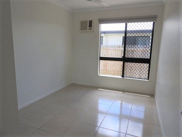 5 Peregrine Avenue, Kelso QLD 4815, Kelso - Thumbnail 5