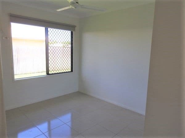 5 Peregrine Avenue, Kelso QLD 4815, Kelso - Thumbnail 8