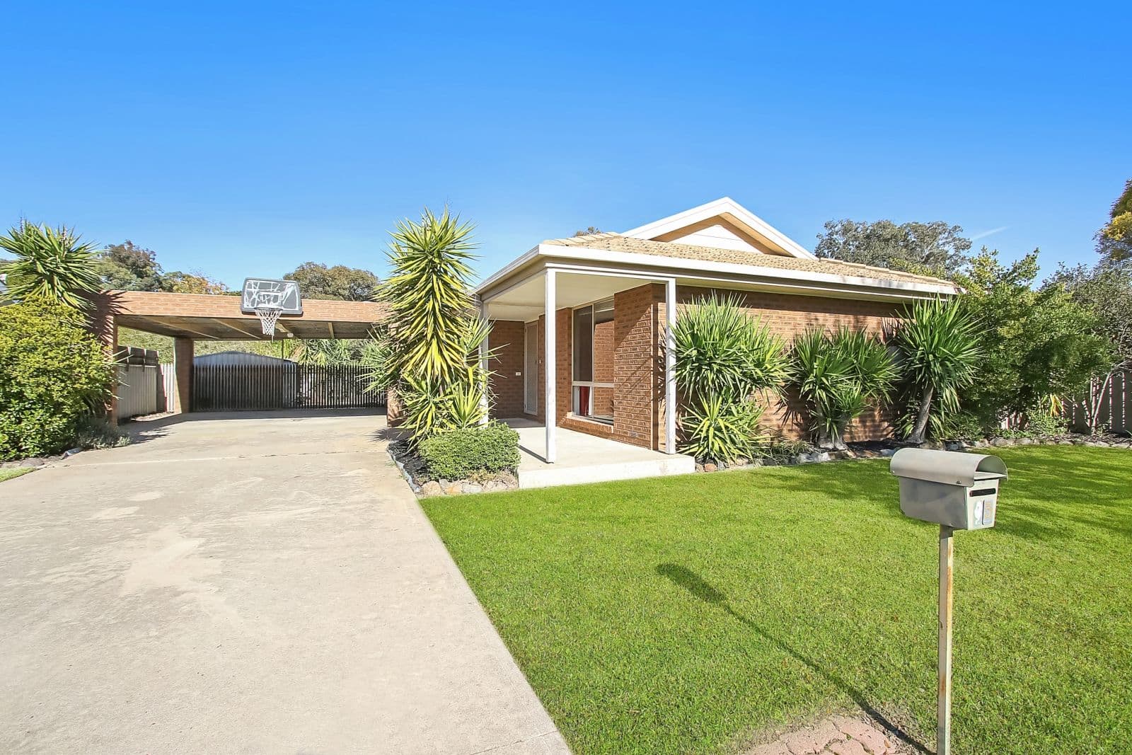 25 Neptune Drive, Lavington NSW 2641, Lavington - Image 1