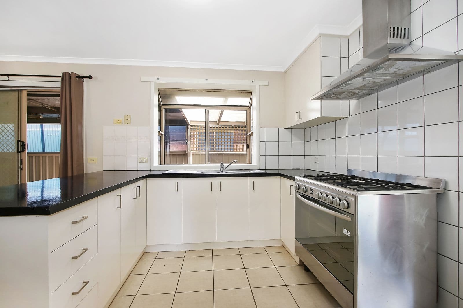 25 Neptune Drive, Lavington NSW 2641, Lavington - Thumbnail 2