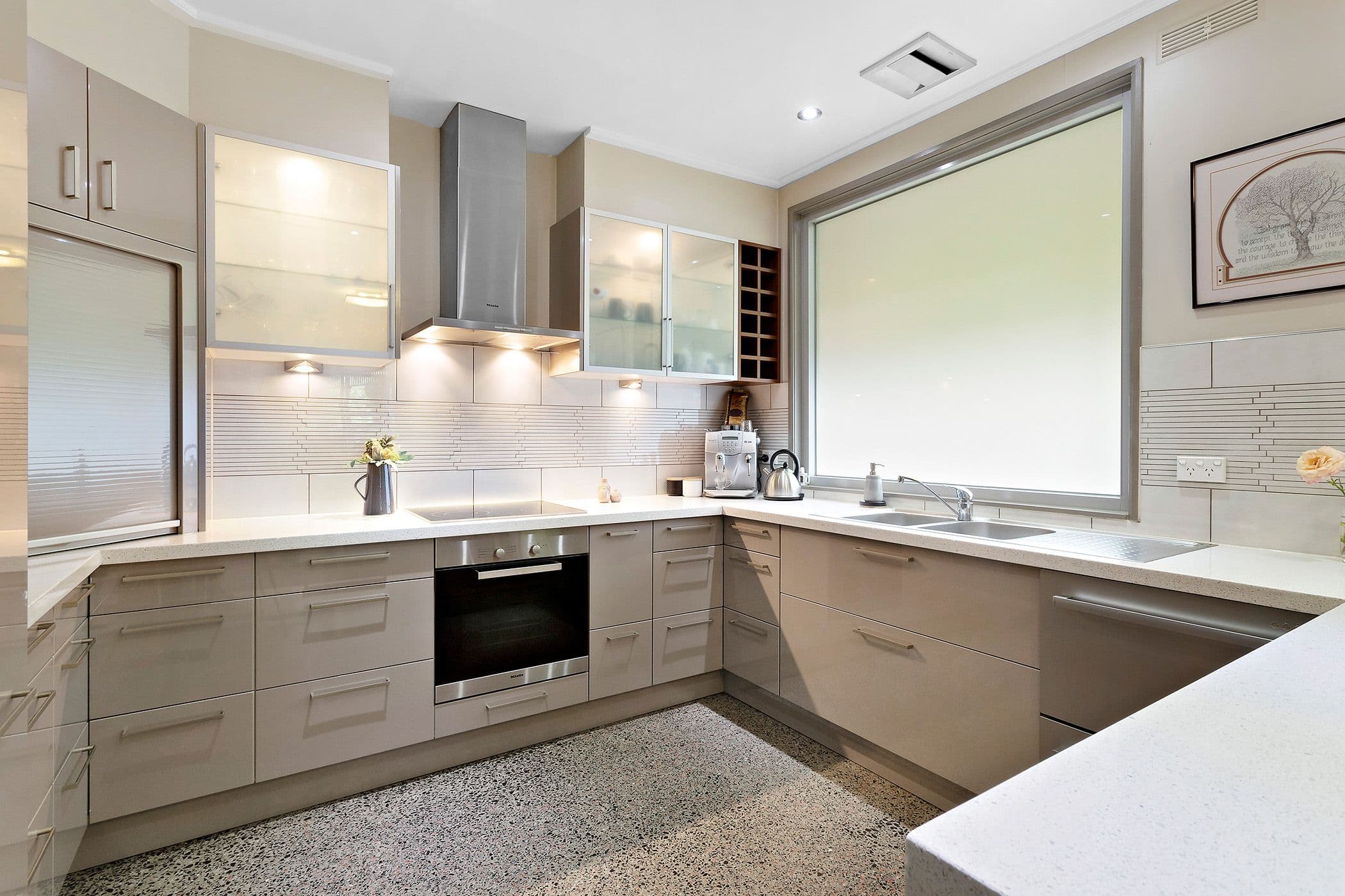 13 Genoa Court, Mount Waverley VIC 3149, Mount Waverley - Thumbnail 5