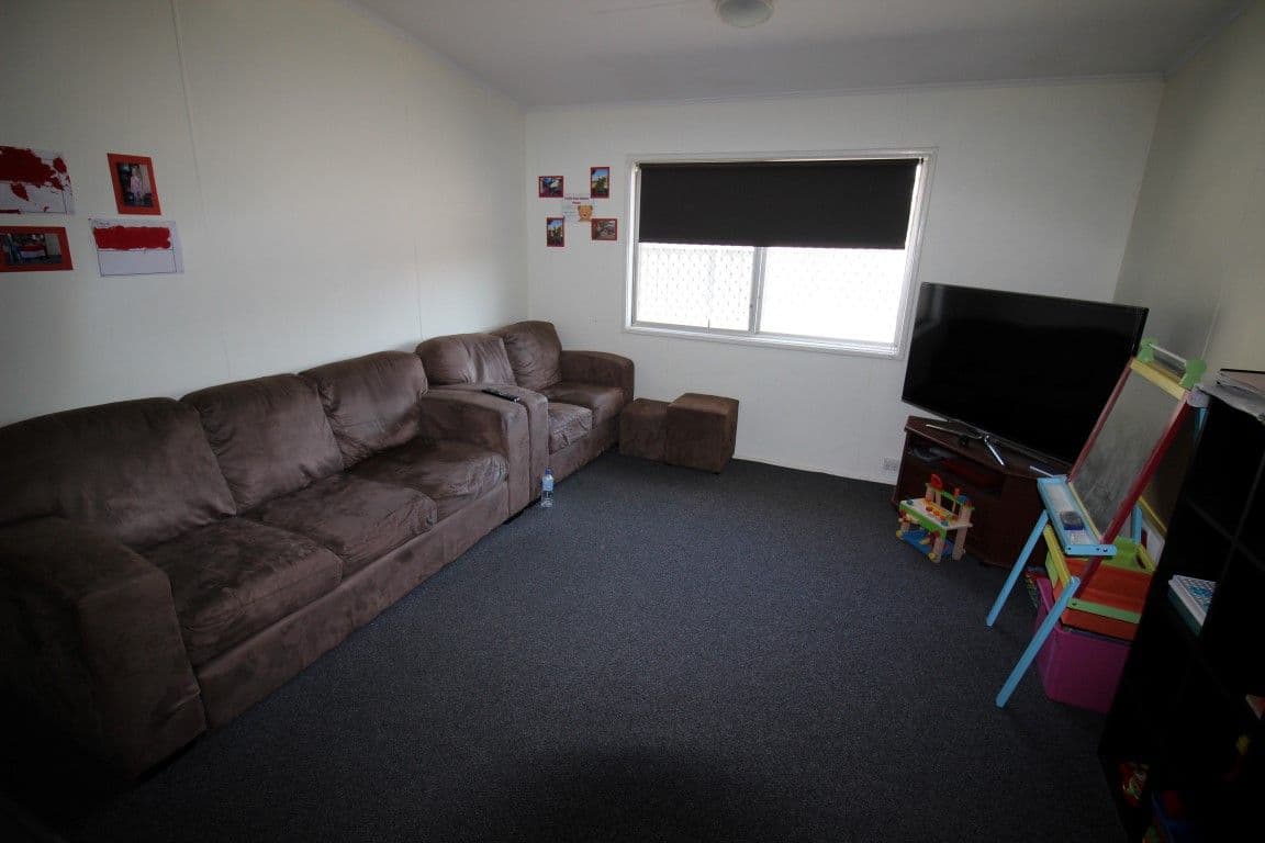 9 Brodie Crescent, SOUTH HEDLAND WA 6722, South Hedland - Thumbnail 2