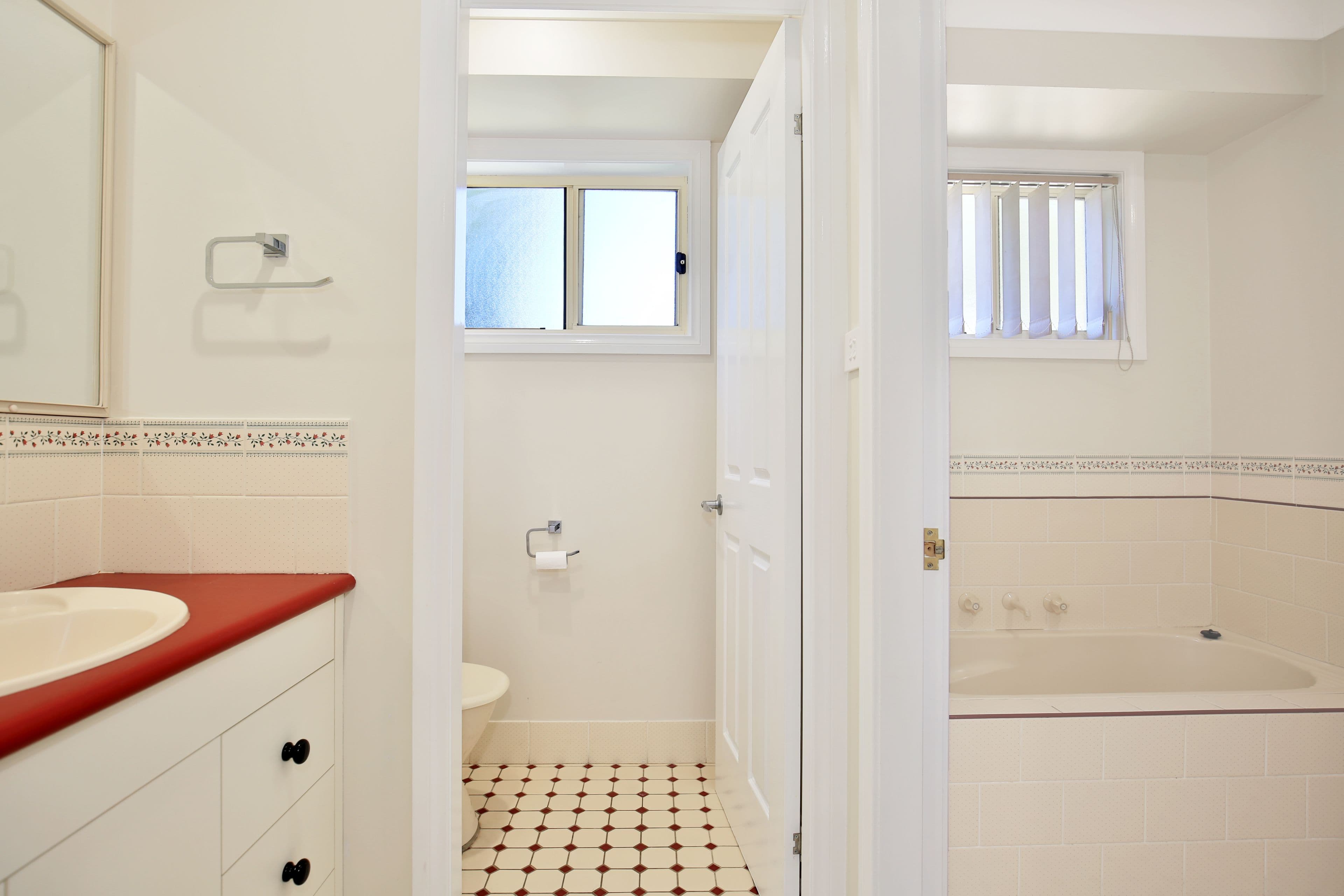 66 Jasmine Drive, Bomaderry - Thumbnail 8