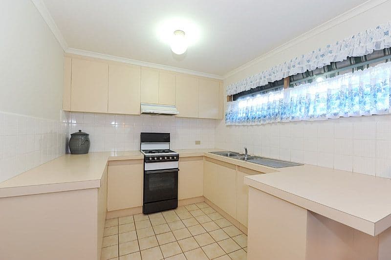 6 Clematis Avenue, FERNTREE GULLY VIC 3156, Ferntree Gully - Thumbnail 3