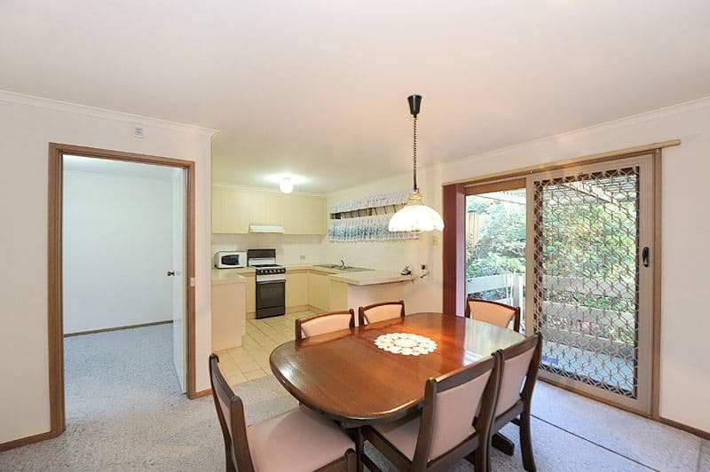 6 Clematis Avenue, FERNTREE GULLY VIC 3156, Ferntree Gully - Thumbnail 4