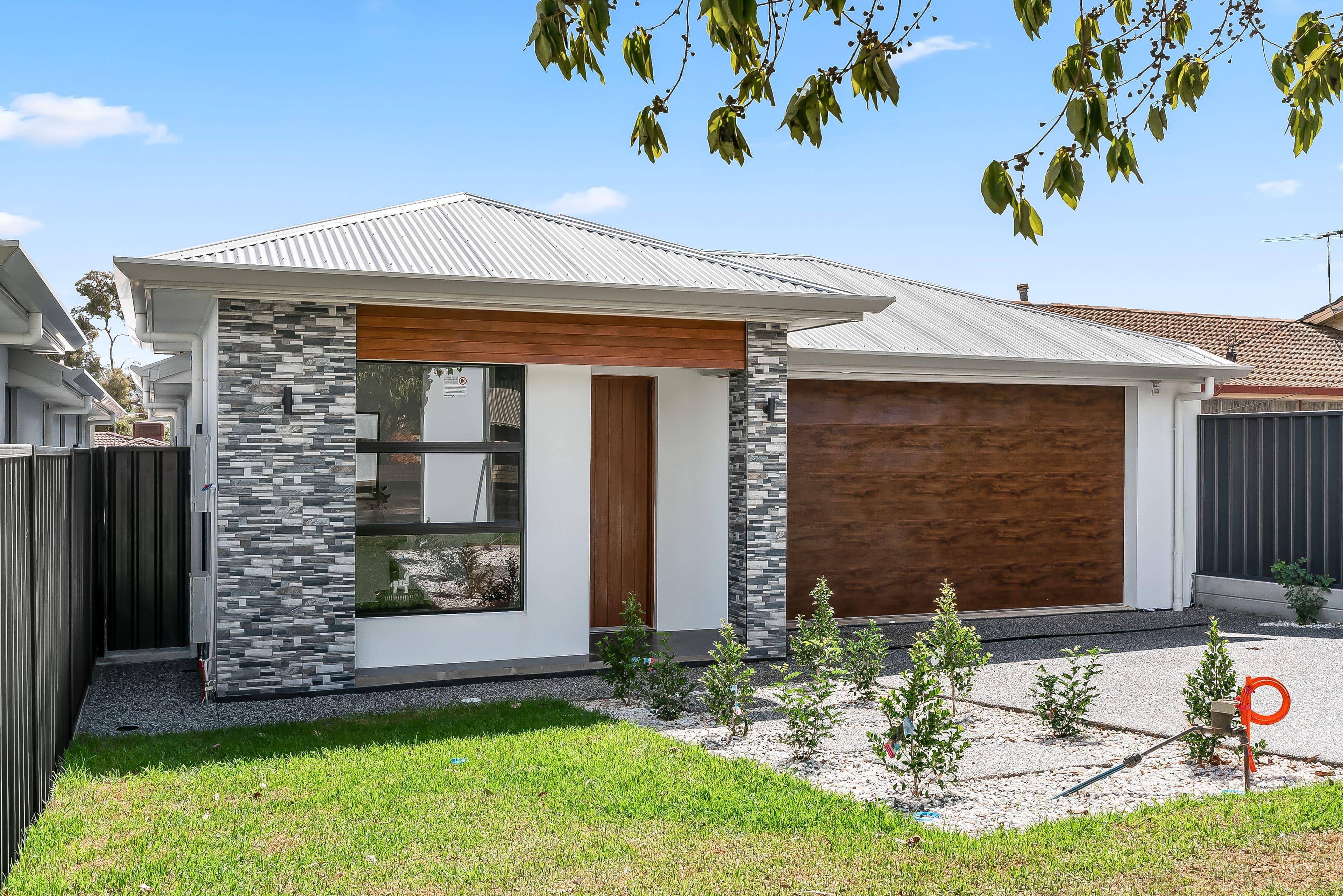 2B Jade Court, Salisbury East SA 5109, Salisbury East - Image 1