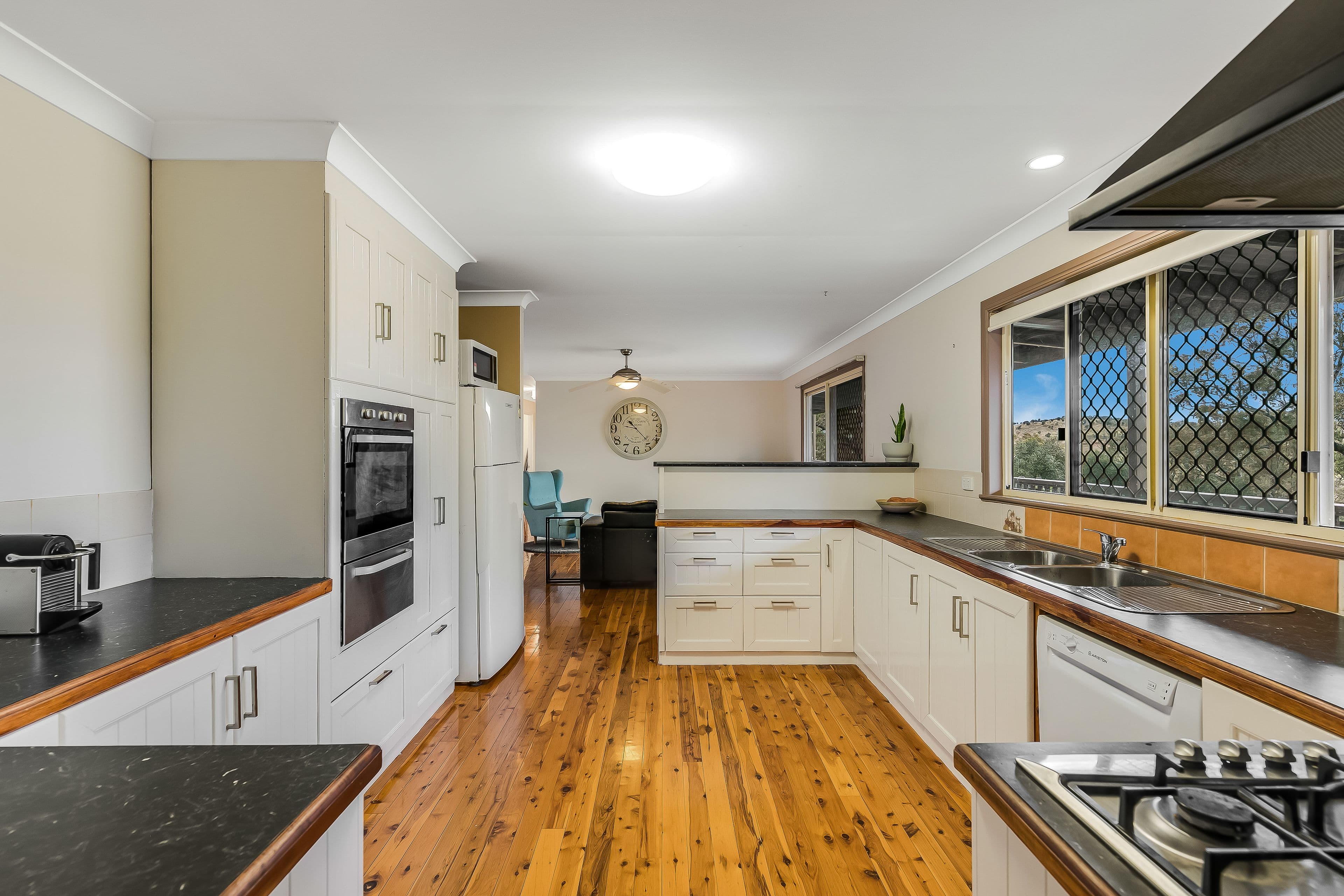 54 Valley View Drive, Meringandan West QLD 4352, Meringandan West - Thumbnail 6