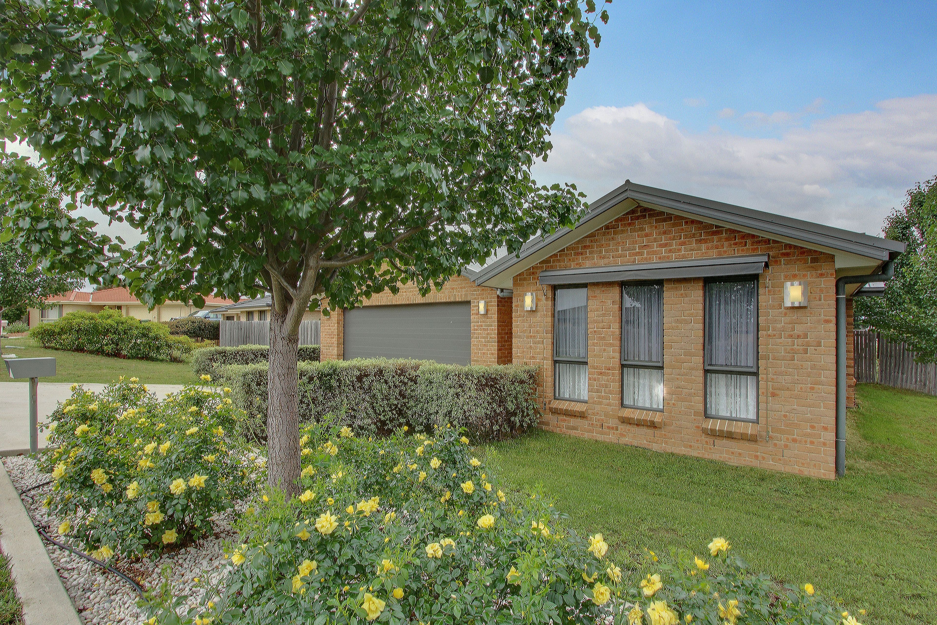 1 Carroll Place, Goulburn - Image 1