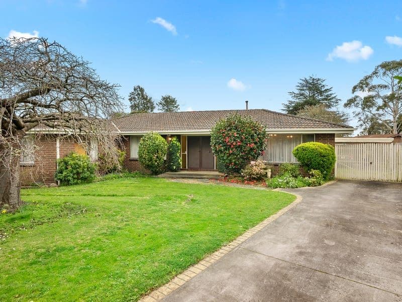 4 St Ives Court, The Basin VIC 3154, The Basin - Image 1