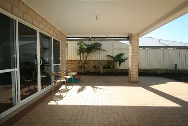 205/360 Marine Parade, Labrador, QLD, 4215, Labrador - Thumbnail 4