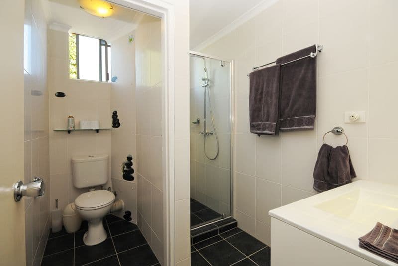 208 Oxley Avenue, MARGATE QLD 4019, Margate - Thumbnail 7
