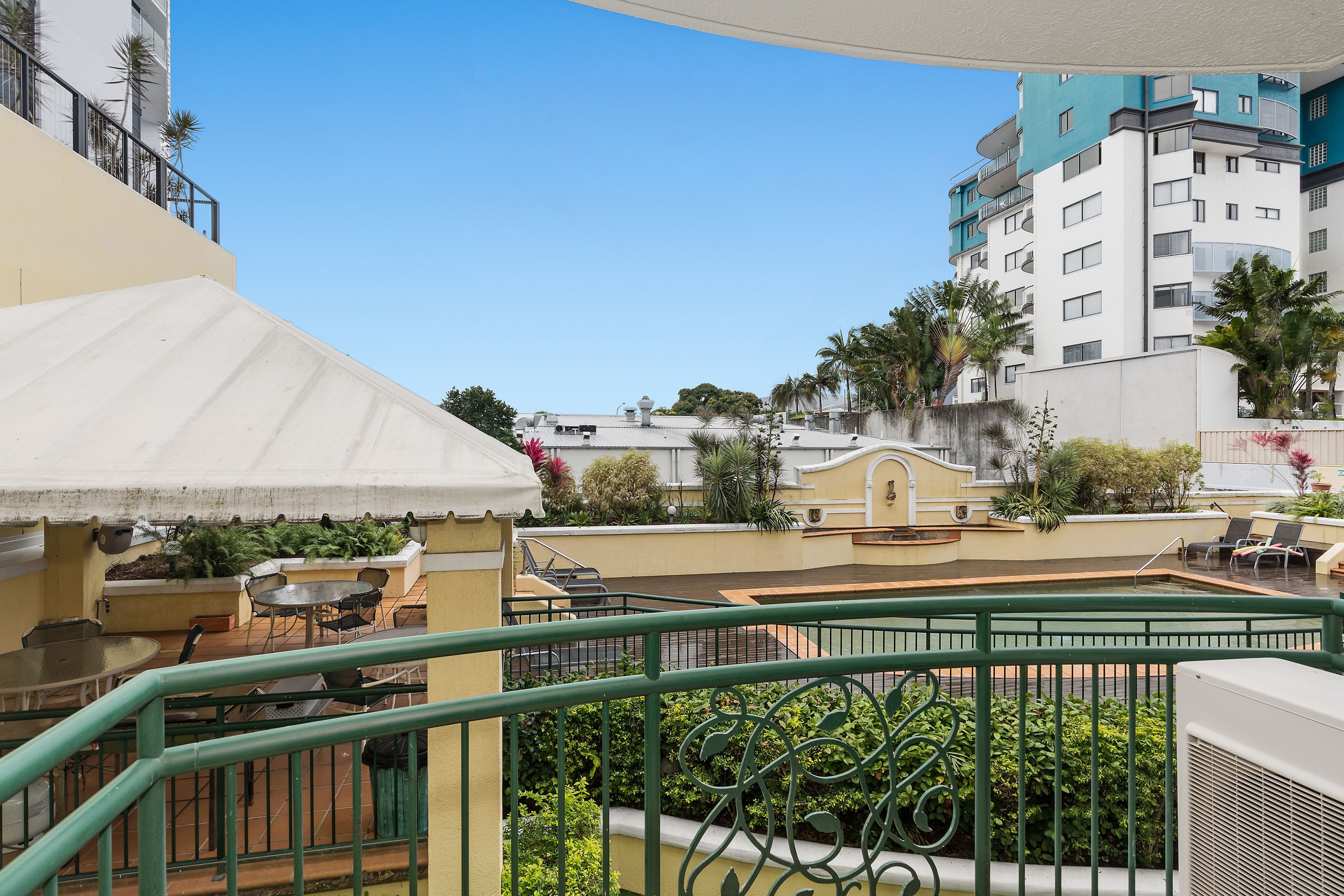 62 Abbott Street, Cairns City QLD 4870, Cairns City - Thumbnail 2