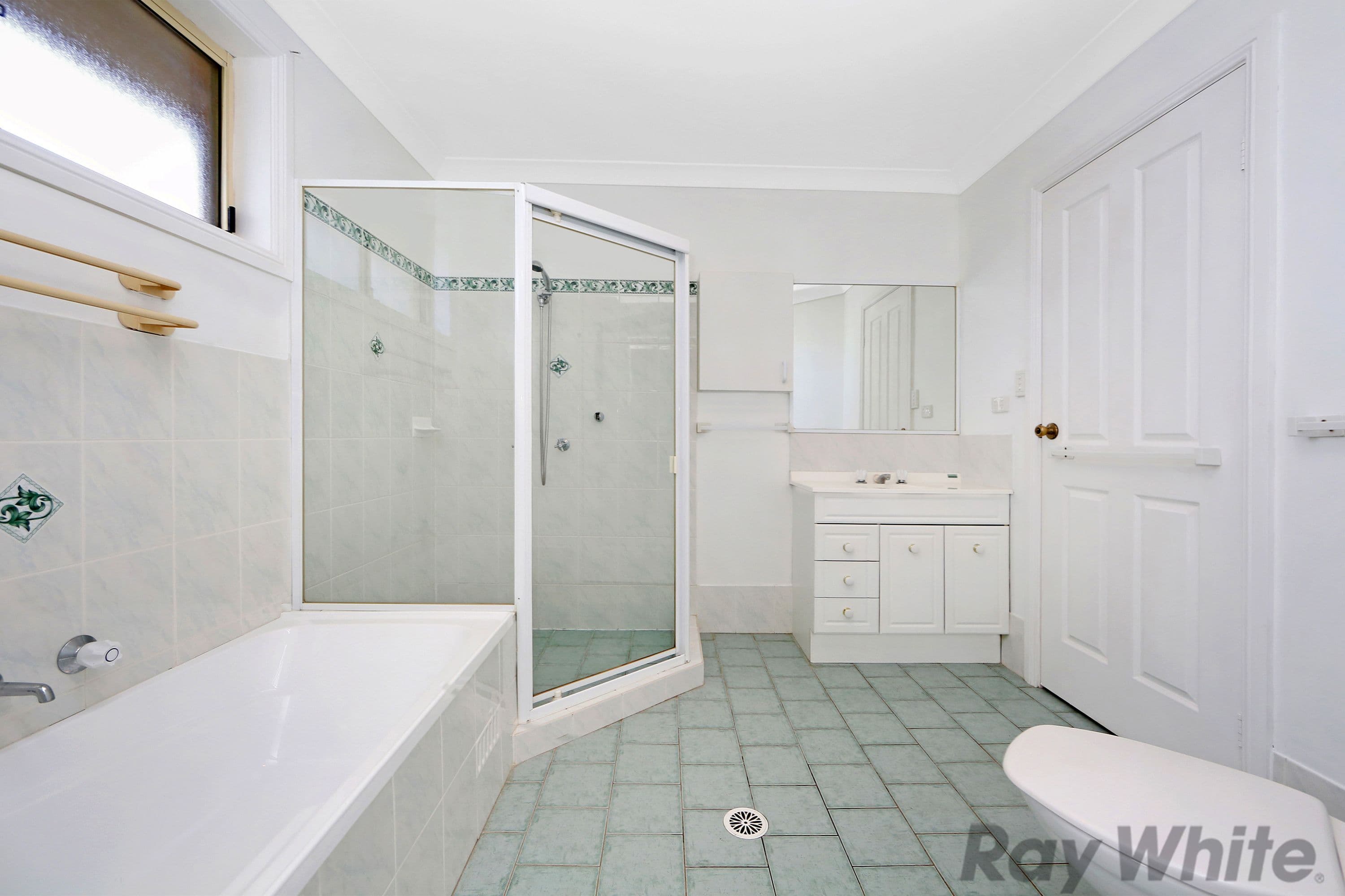 1 Jane Close, Lake Haven - Thumbnail 7
