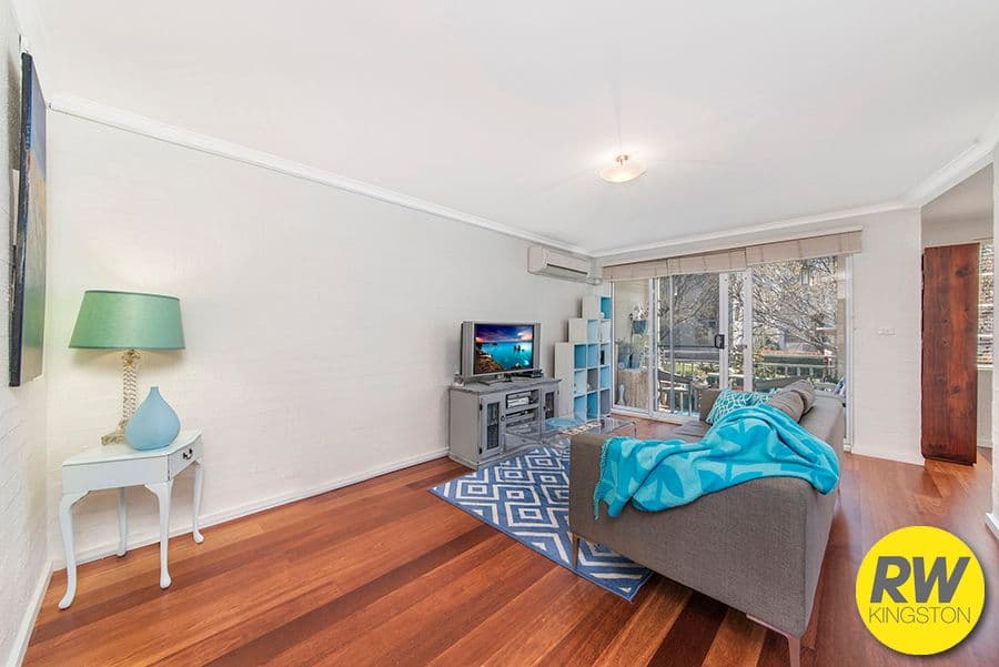 9 Howitt Street, Kingston ACT 2604, Kingston - Thumbnail 2