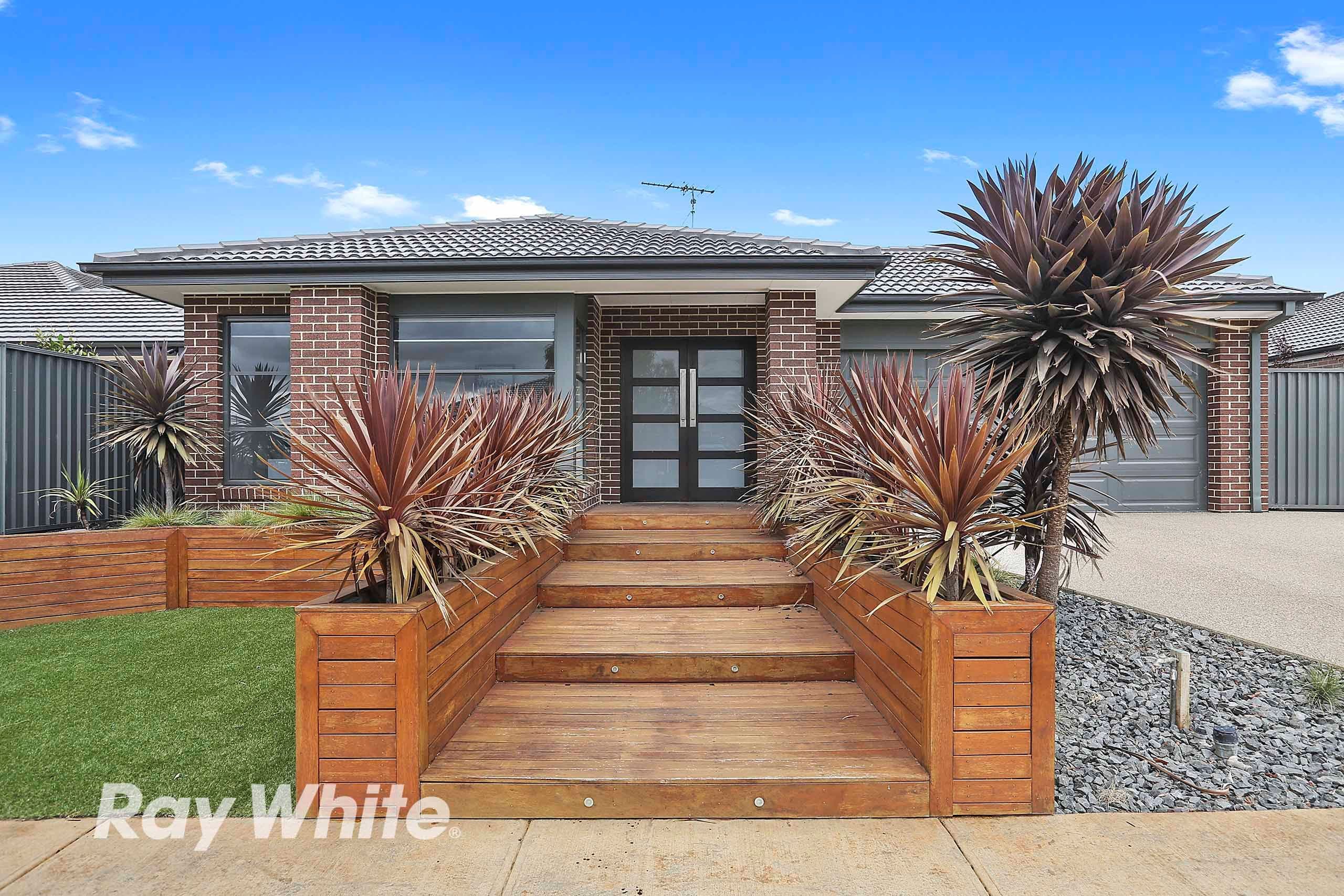 11 Kingfisher Court, Lara VIC 3212, Lara - Image 1