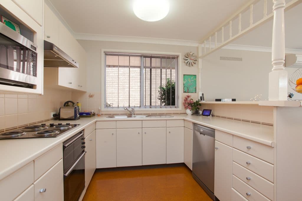 13 Regal Way, VALENTINE NSW 2280, Valentine - Thumbnail 2