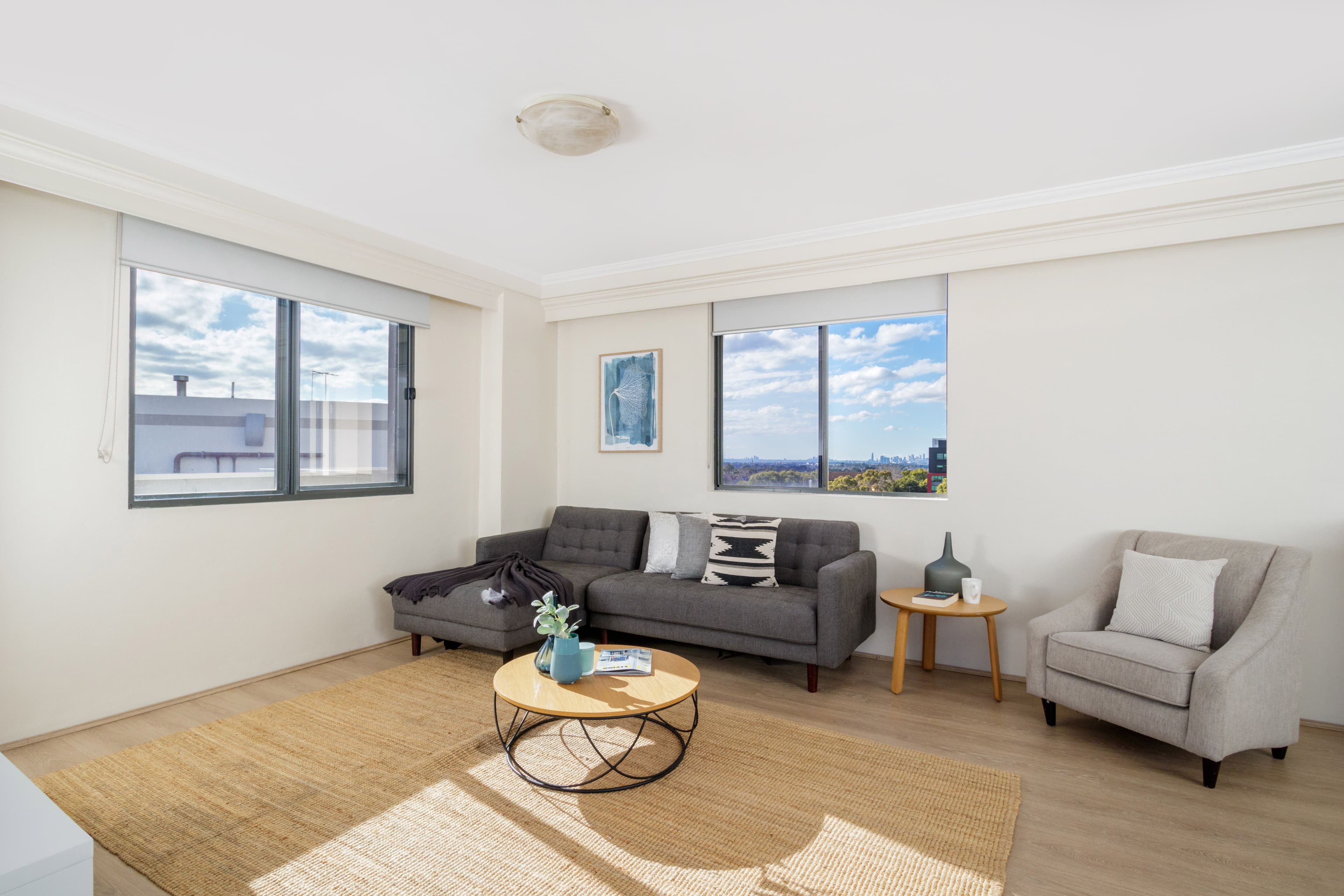 323 Forest Road, Hurstville NSW 2220, Hurstville - Thumbnail 2