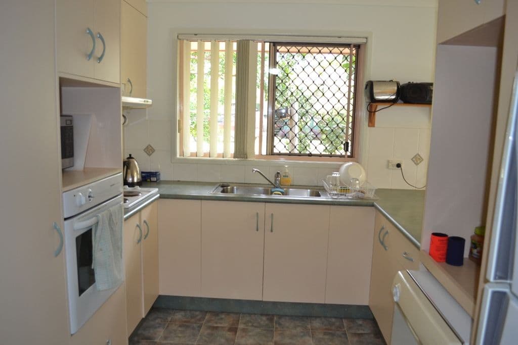 140 Rockhampton Road, YEPPOON QLD 4703, Yeppoon - Thumbnail 4