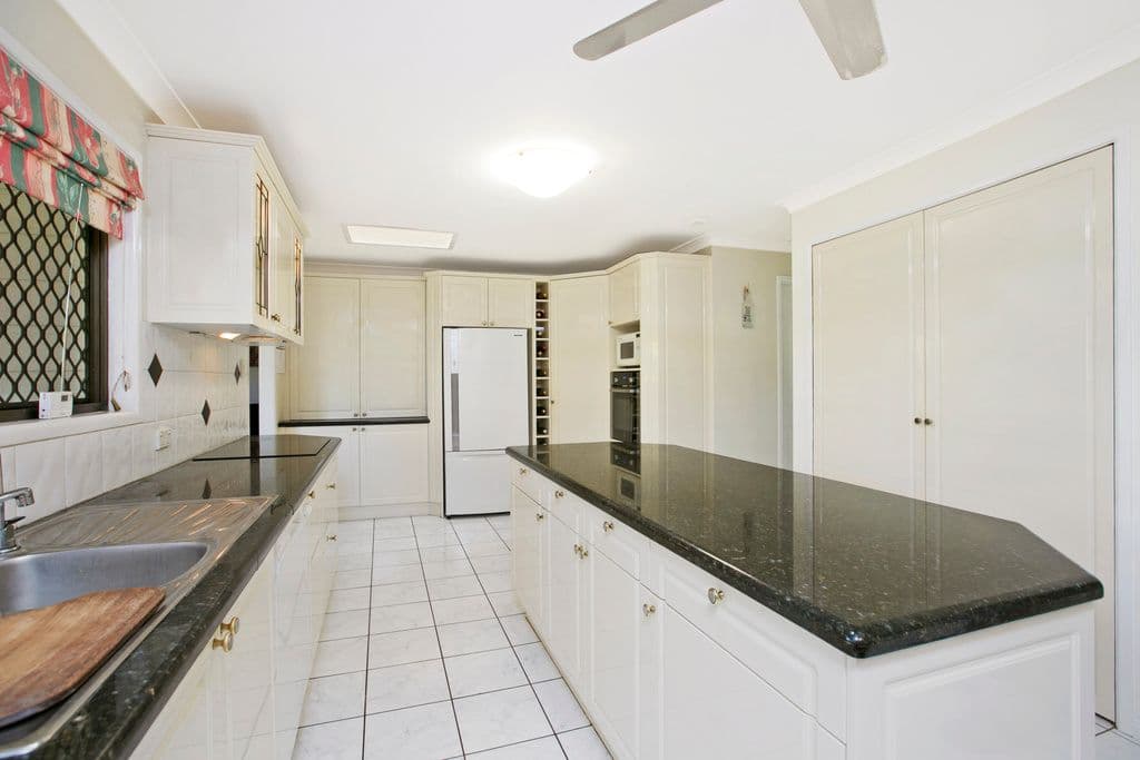 3 Lewisham Court, Birkdale QLD 4159, Birkdale - Thumbnail 4