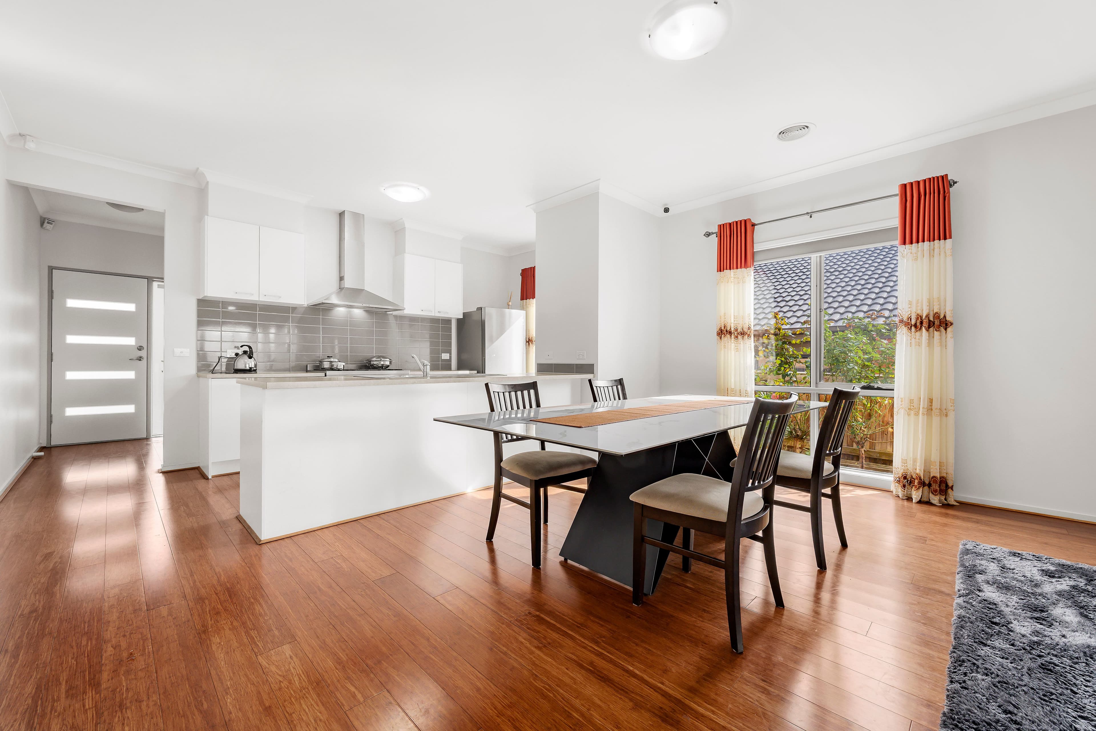 30 Towerhill Avenue, Doreen VIC 3754, Doreen - Thumbnail 3