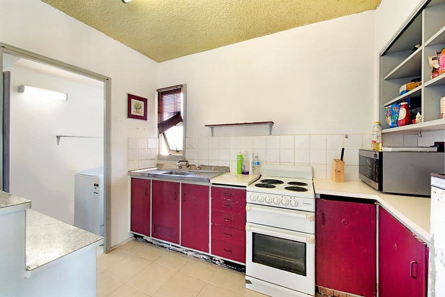 34 Hanlan Street, Surfers Paradise QLD 4217, Surfers Paradise - Thumbnail 5