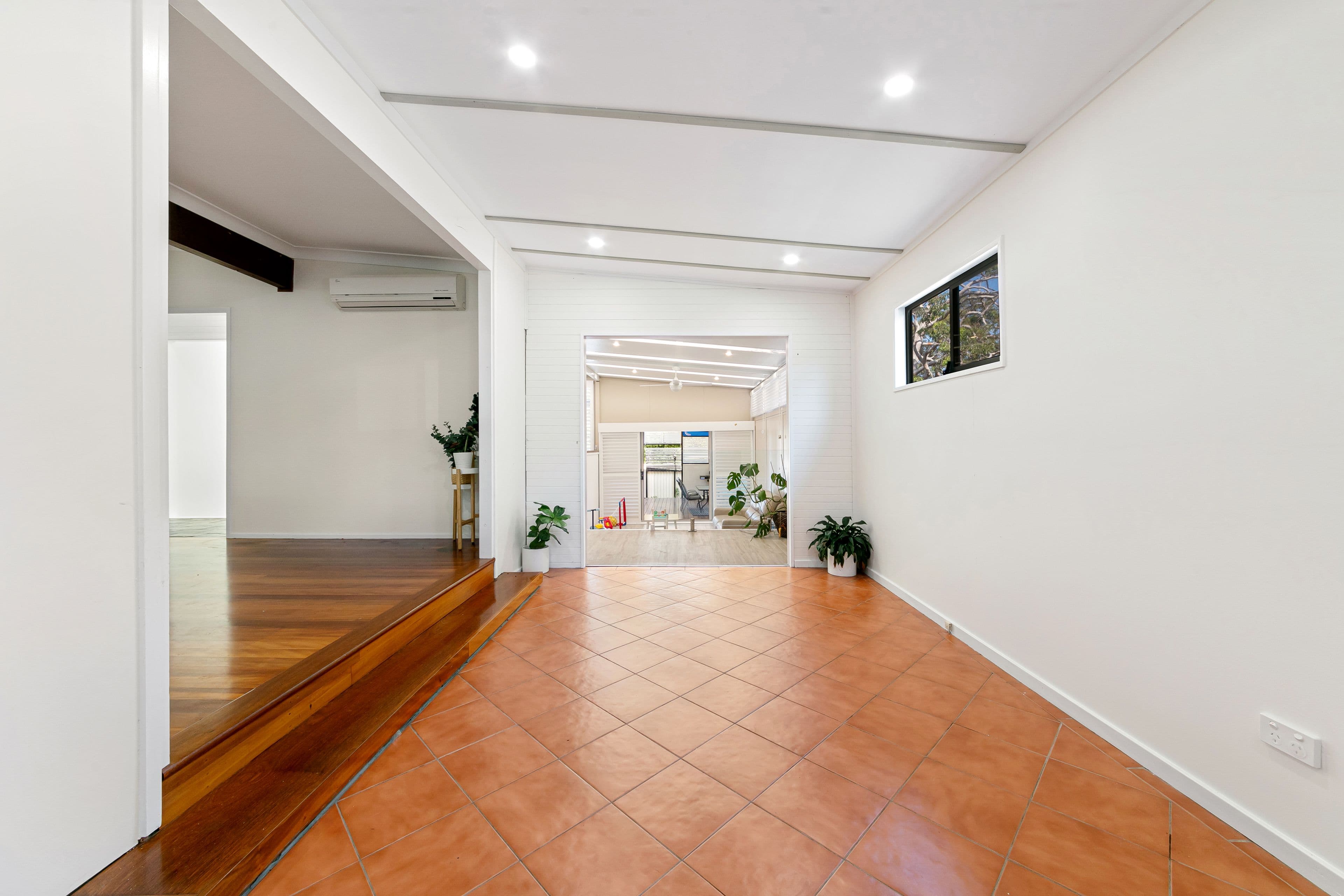 16 Laelana Avenue, Budgewoi NSW 2262, Budgewoi - Thumbnail 6