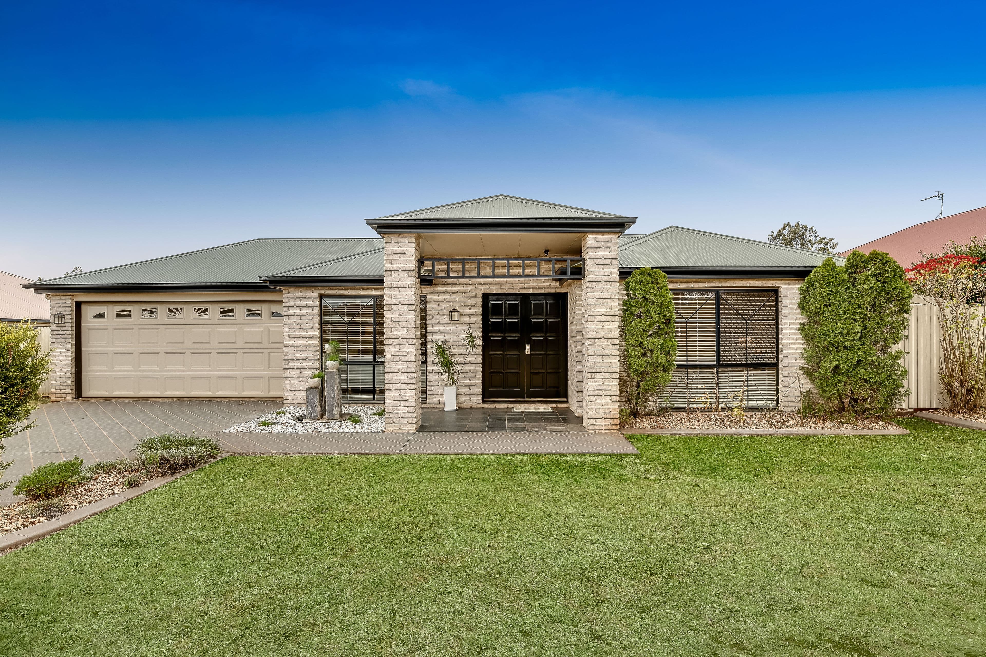 17 Chelwyn Street, Middle Ridge QLD 4350, Middle Ridge - Image 1