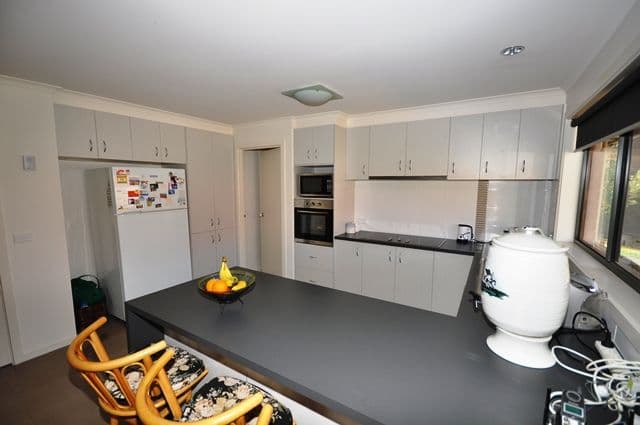2 Shekkleton Road, BANNOCKBURN VIC 3331, Bannockburn - Thumbnail 7