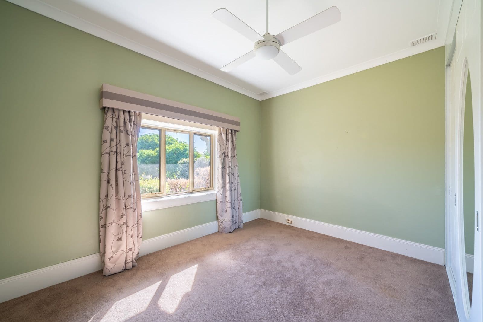 202 Keppel Street, Bathurst NSW 2795, Bathurst - Thumbnail 4