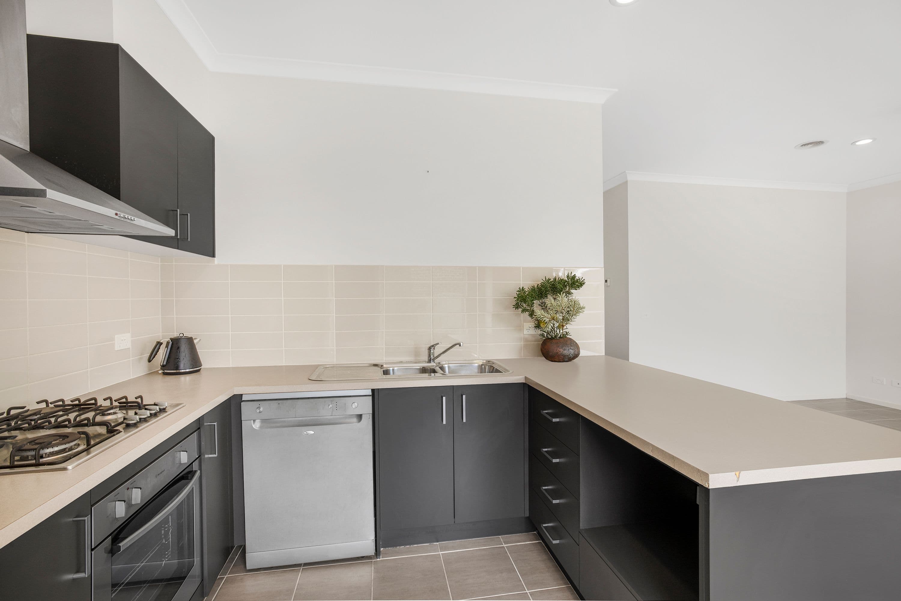 41 Park Orchard Drive, Pakenham VIC 3810, Pakenham - Thumbnail 4