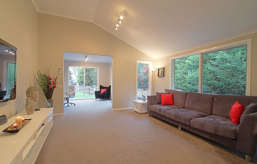 20 Halsbury Court, SAINT HELENA VIC 3088, St Helena - Image 1