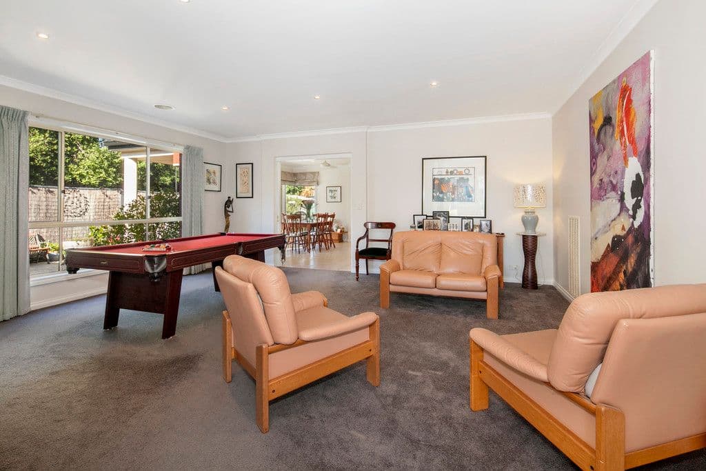 17 Faversham Avenue, Lake Gardens VIC 3355, Lake Gardens - Thumbnail 2