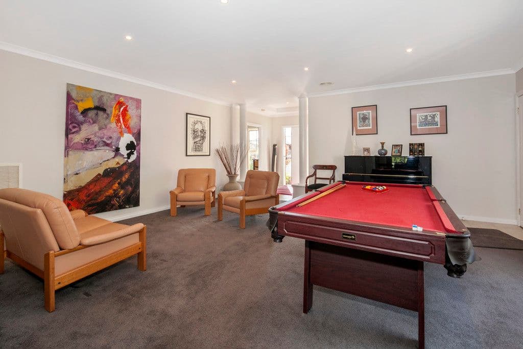 17 Faversham Avenue, Lake Gardens VIC 3355, Lake Gardens - Thumbnail 3