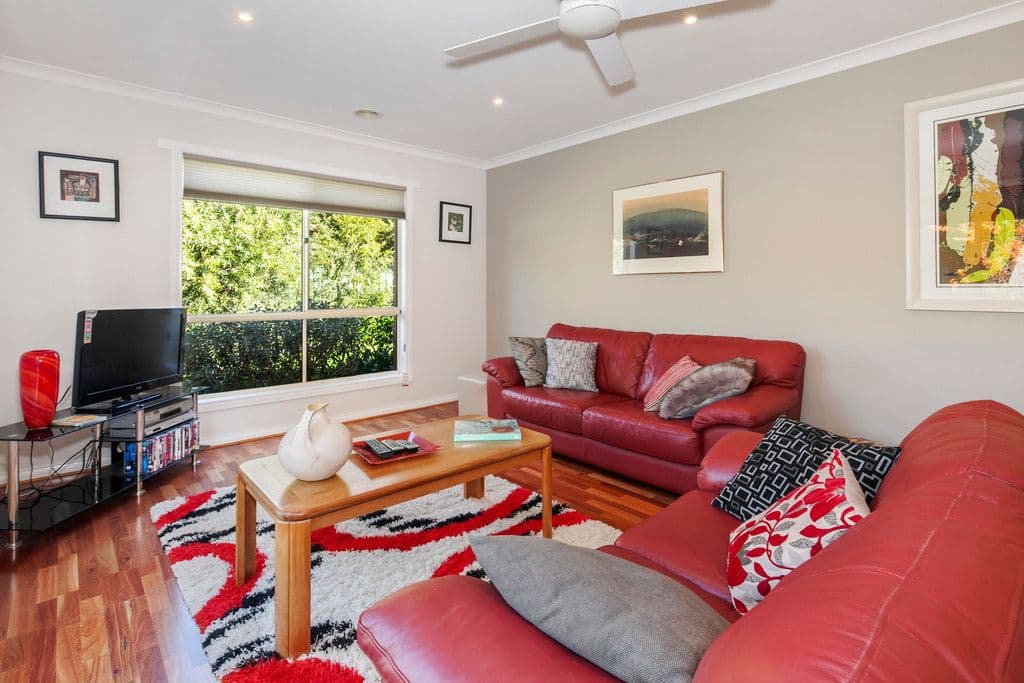 17 Faversham Avenue, Lake Gardens VIC 3355, Lake Gardens - Thumbnail 6