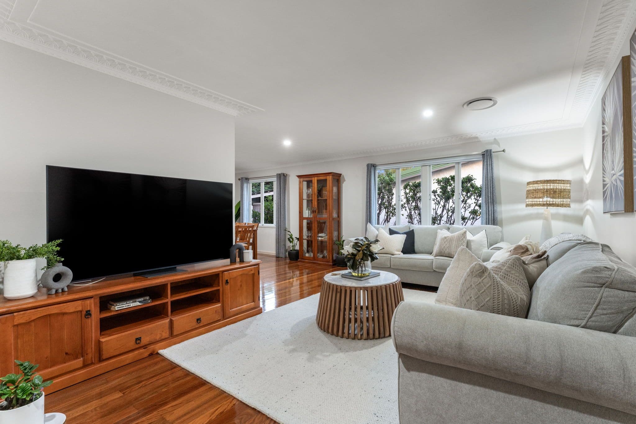 11 Oatland Crescent, Holland Park West QLD 4121, Holland Park West - Thumbnail 8