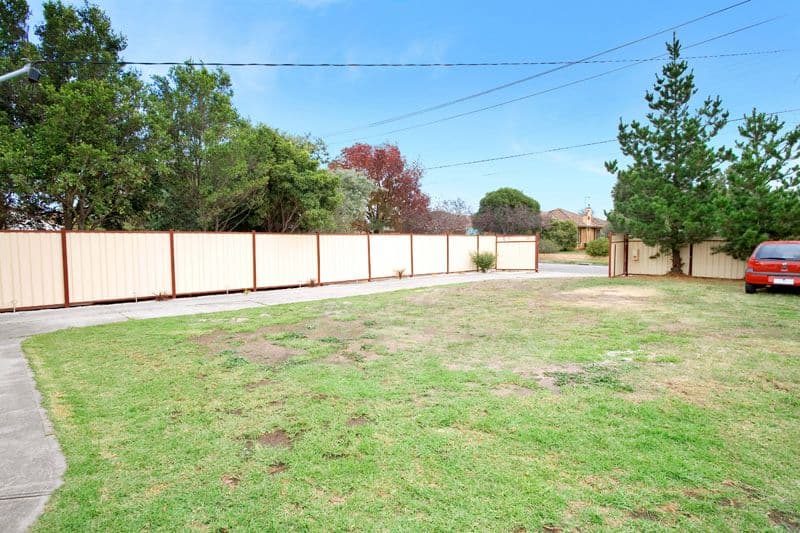 96B Cheddar Road, RESERVOIR VIC 3073, Reservoir - Thumbnail 2
