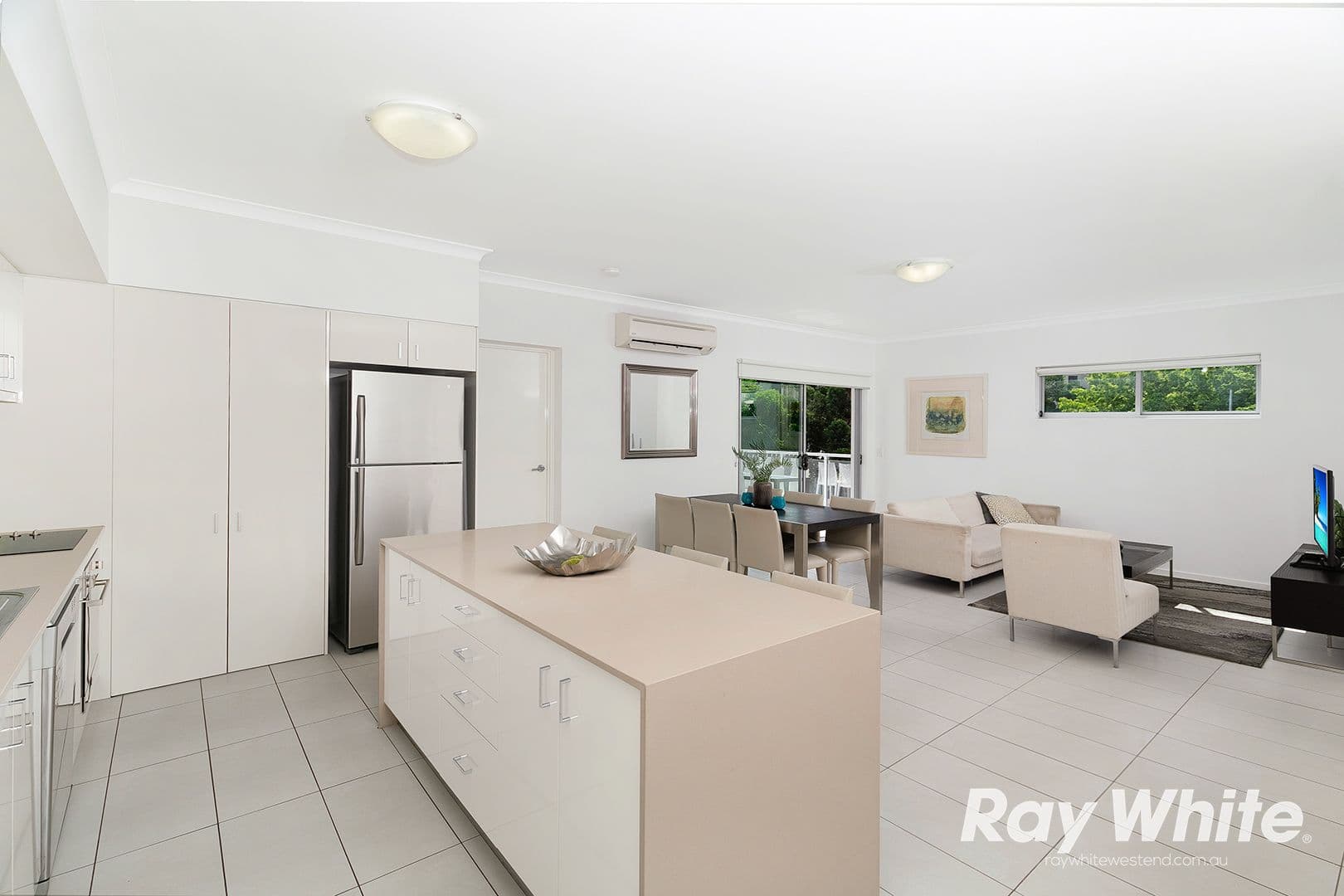 24 Rawlins Street, Kangaroo Point QLD 4169, Kangaroo Point - Image 1