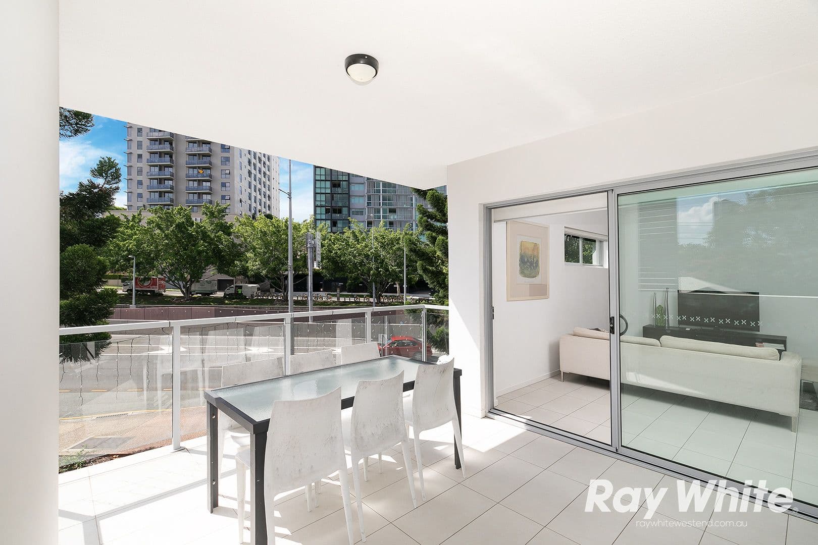 24 Rawlins Street, Kangaroo Point QLD 4169, Kangaroo Point - Thumbnail 4