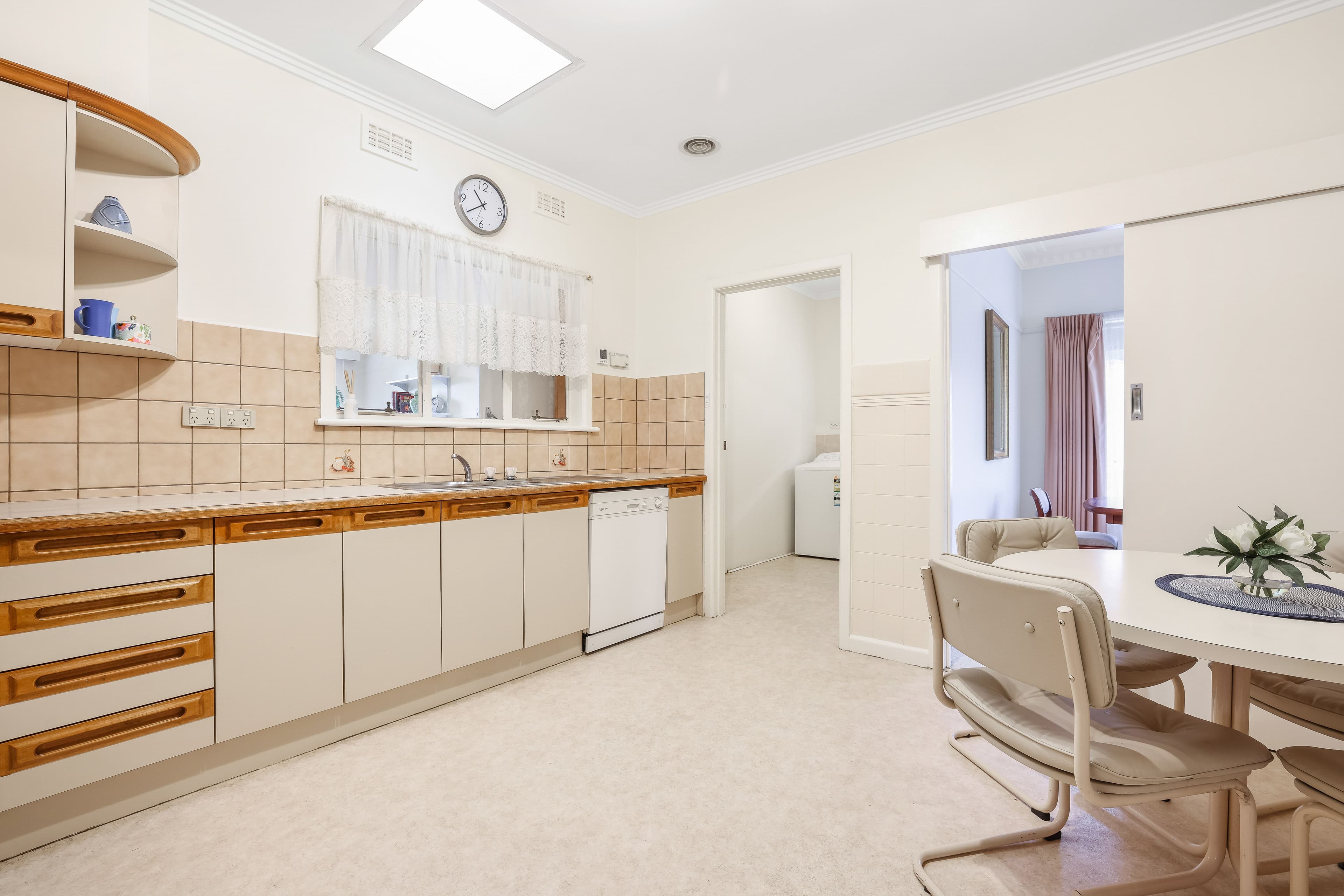 28 Pengana Avenue, Glenroy VIC 3046, Glenroy - Thumbnail 4