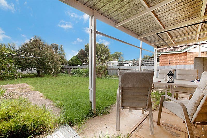 151 Mountain View Road, Briar Hill, Briar Hill - Thumbnail 5