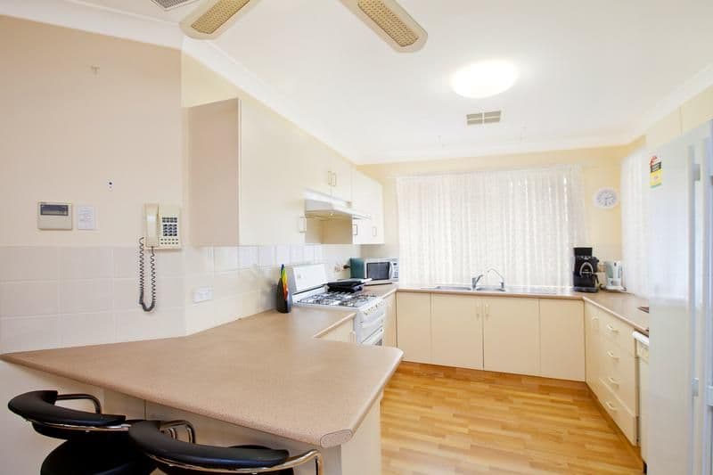 10 Jaspers Court, PRESTONS NSW 2170, Prestons - Thumbnail 2