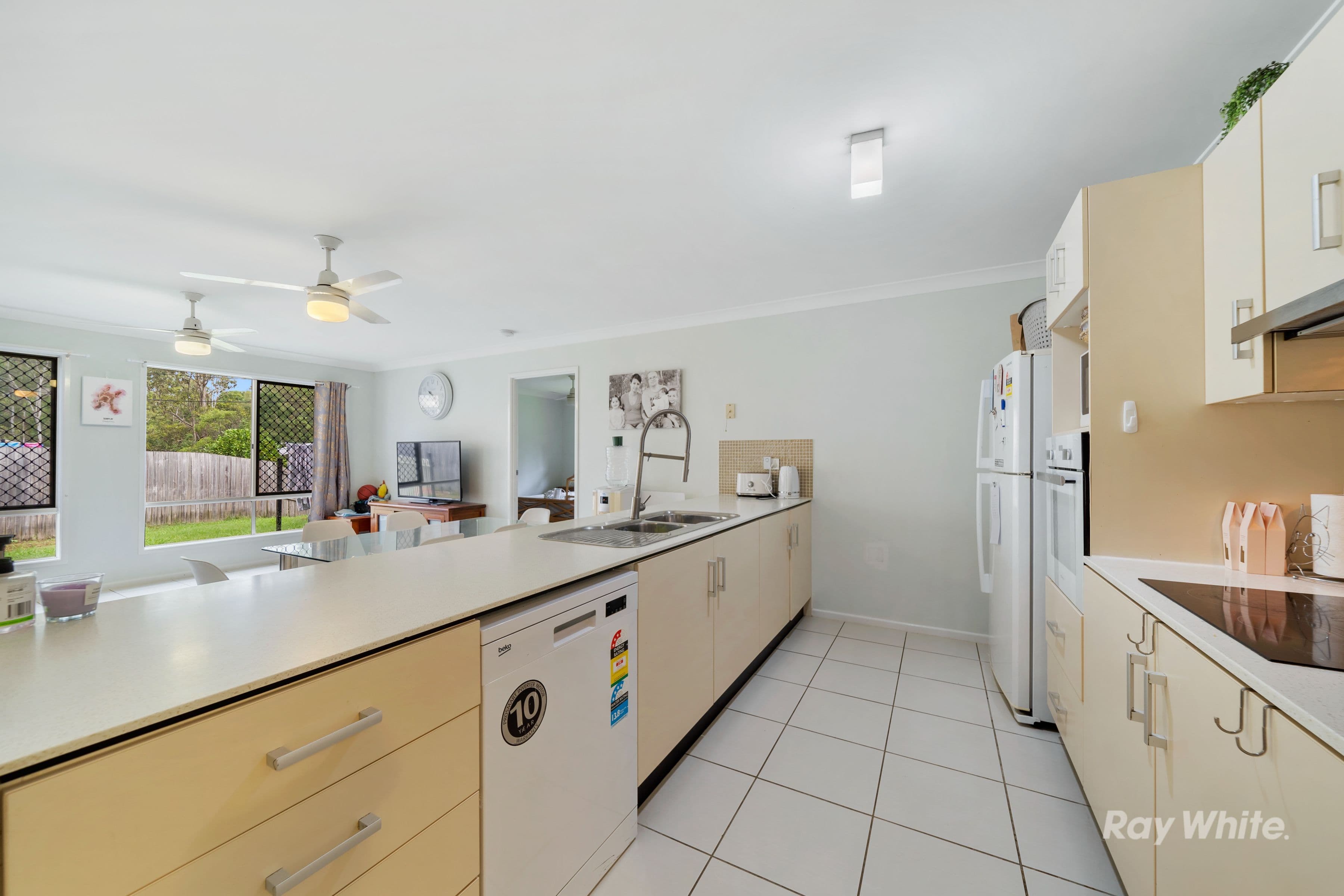 40 Neilson Crescent, Riverview QLD 4303, Riverview - Thumbnail 6