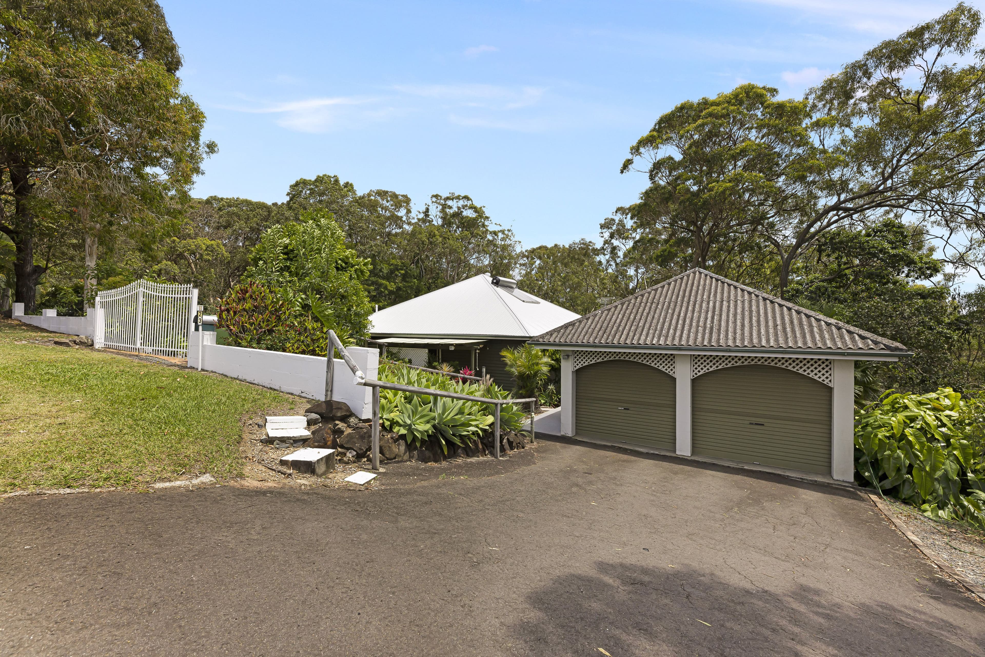 23 Sunset Drive, Little Mountain QLD 4551, Little Mountain - Thumbnail 2