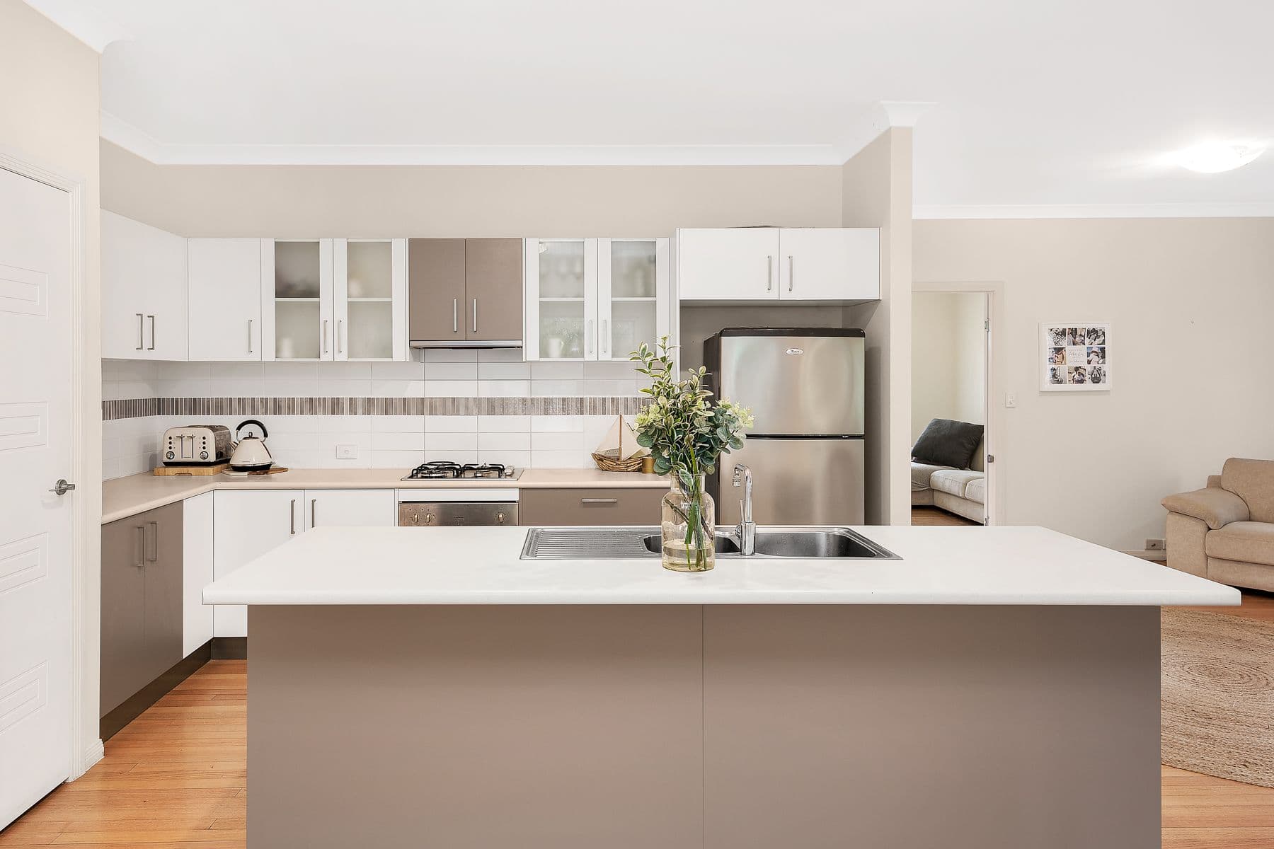 94 Dover Road, Redcliffe QLD 4020, Redcliffe - Thumbnail 2
