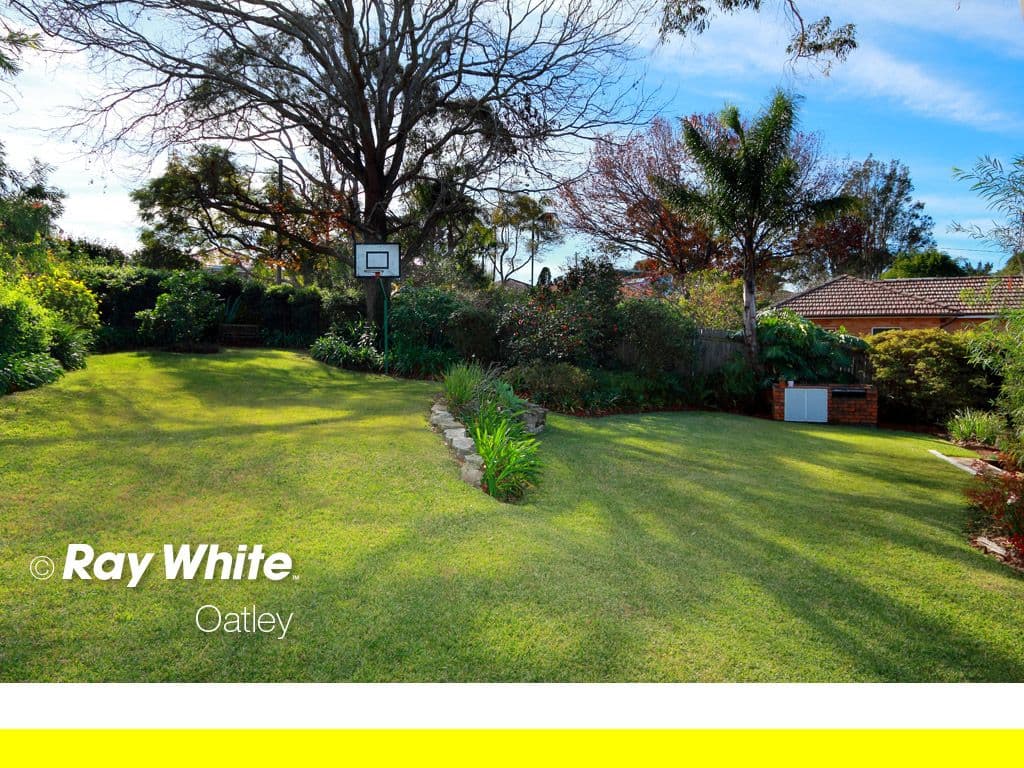 22 Macken Crescent, OATLEY NSW 2223, Oatley - Thumbnail 2