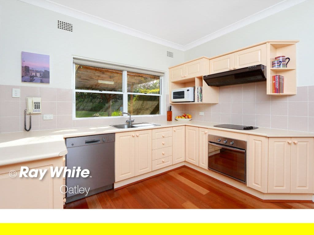 22 Macken Crescent, OATLEY NSW 2223, Oatley - Thumbnail 7