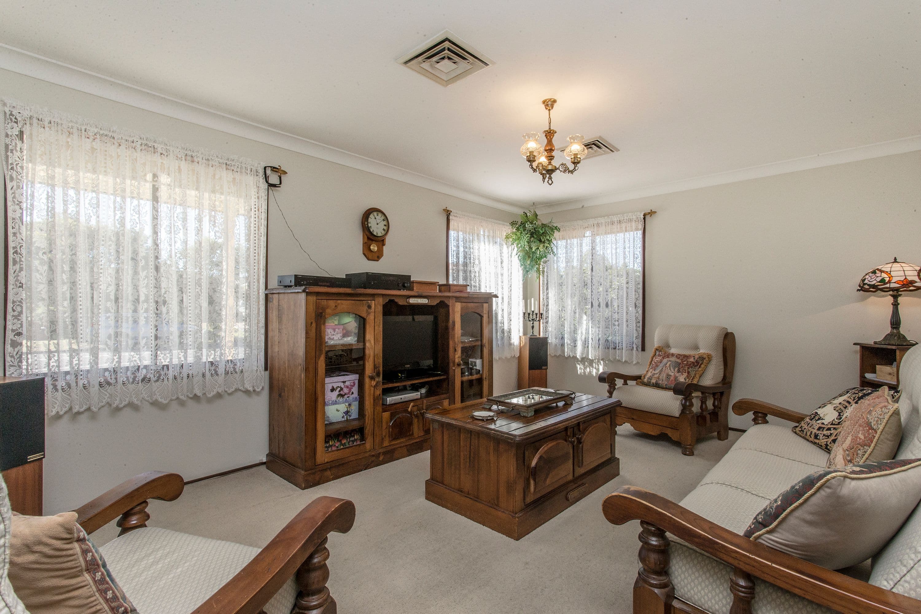 34 Greenbank Drive, Werrington Downs - Thumbnail 2